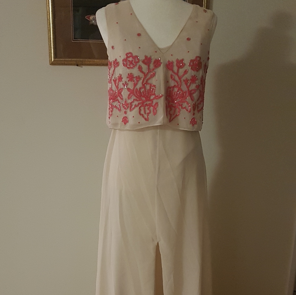 Elegant French connection  Maxi dress